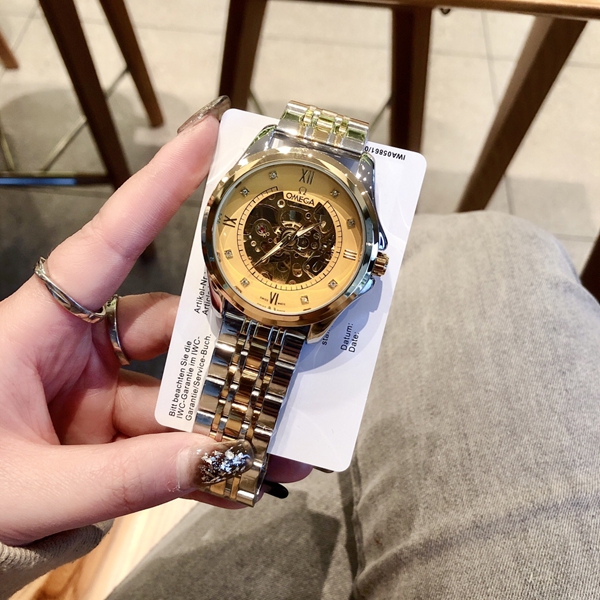 ブランド時計全体デザイン